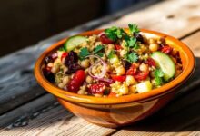 Salada de quinoa e grão-de-bico